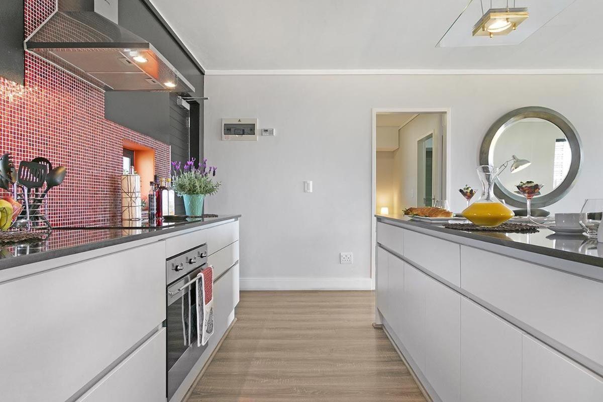 Waters Edge 220